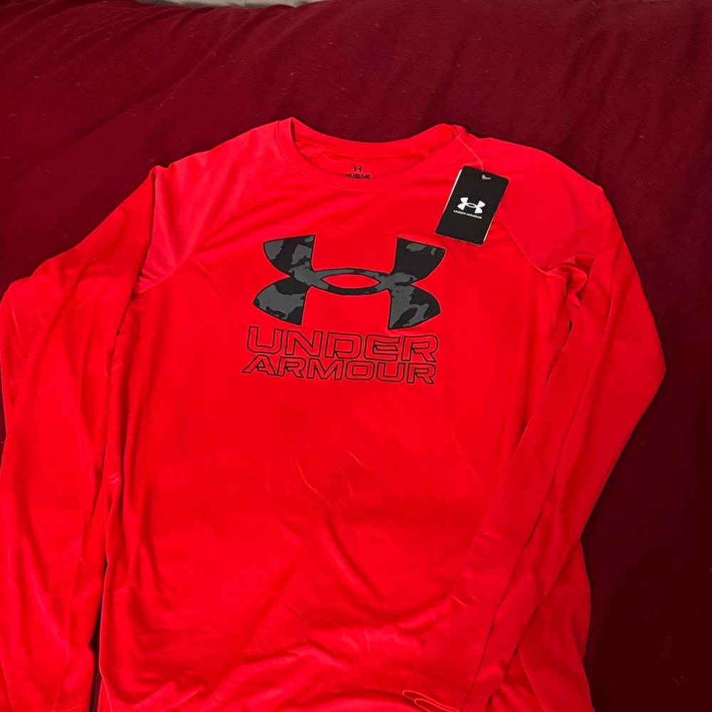 Under Armour kid’s Vibrant Red Long Sleeve Tee
